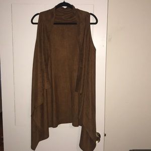 Women’s faux suede vest